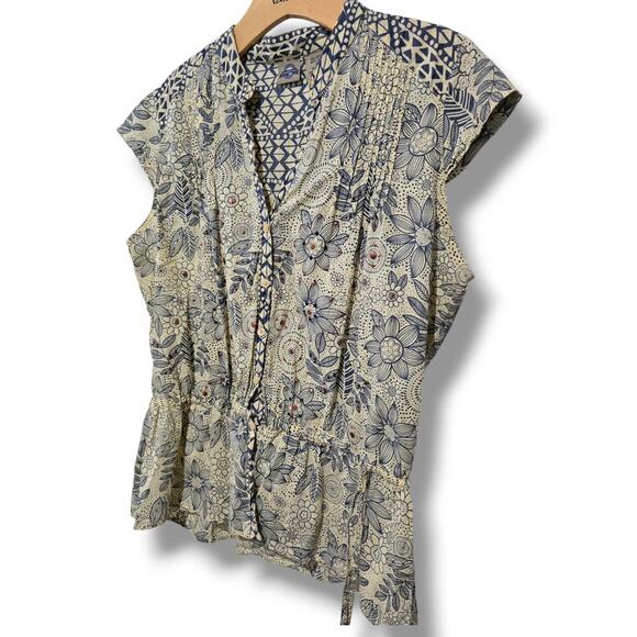 Shaver Lake Tahoe women's yellow floral embellished button front Blouse small - Picture 3 of 8